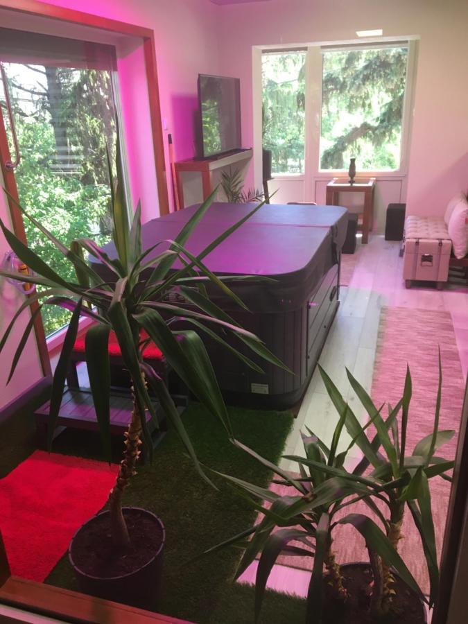 Aparthotel E 14 Berekfürdő Exteriér fotografie