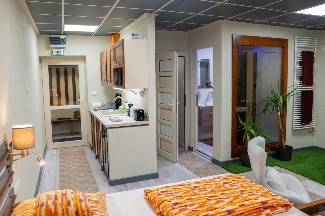 Aparthotel E 14 Berekfürdő Exteriér fotografie